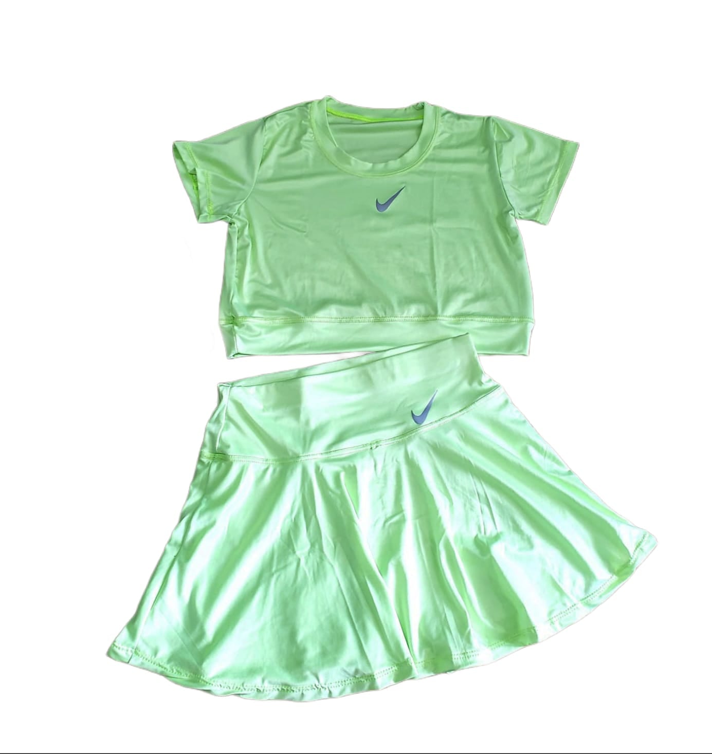 Conjunto deportivo falda short