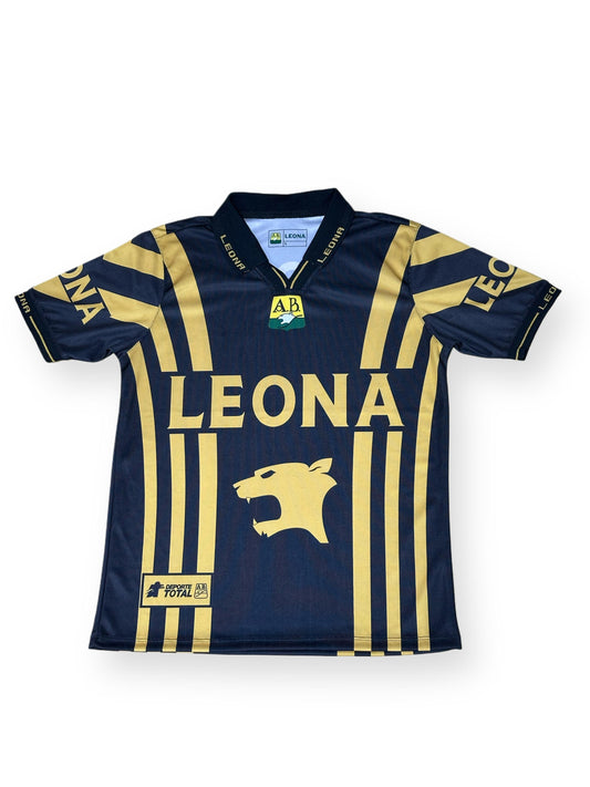 Camiseta Polo Retro Atlético Bucaramanga – Edición Leona
